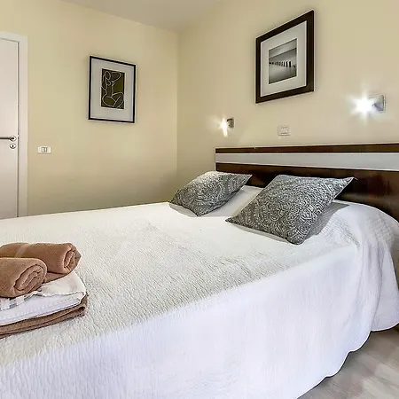 Fanabe 24yuc08 Apartman *